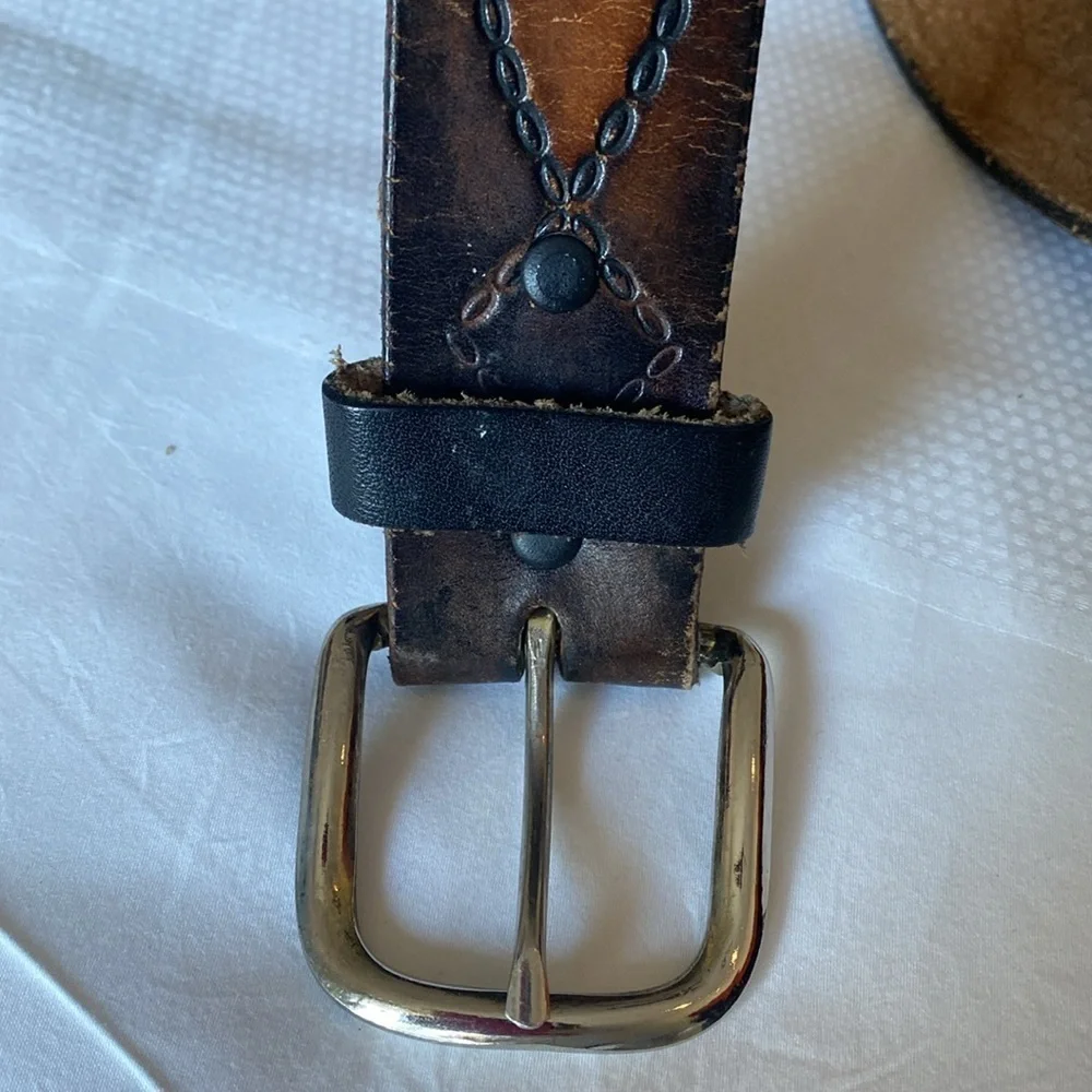 VINTAGE Genuine Leather distressed Belt Brown 51’ snap on buckle Western Country